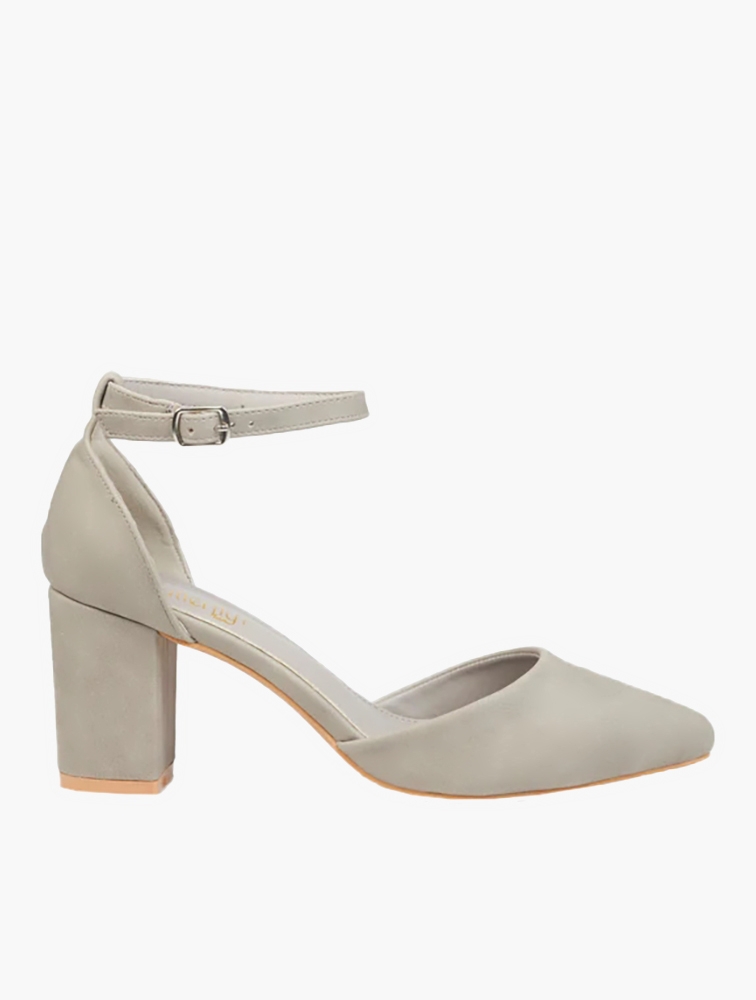 Light gray 2025 block heels